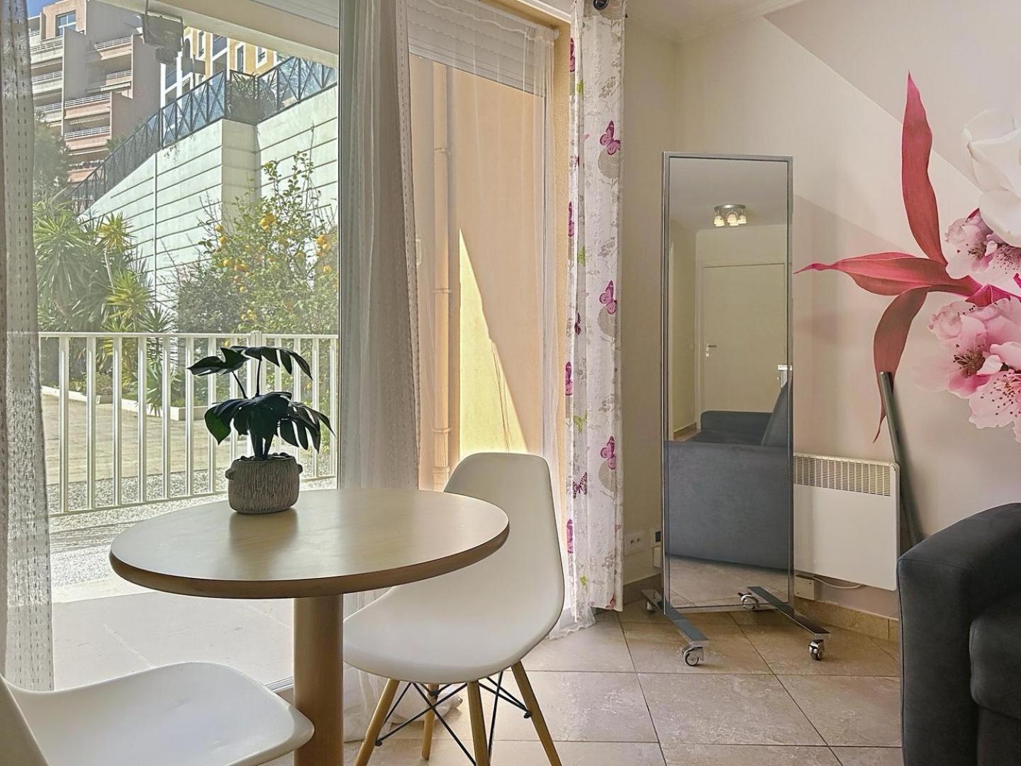 Direct Monaco Studio Devant Piscine Beausoleil Εξωτερικό φωτογραφία